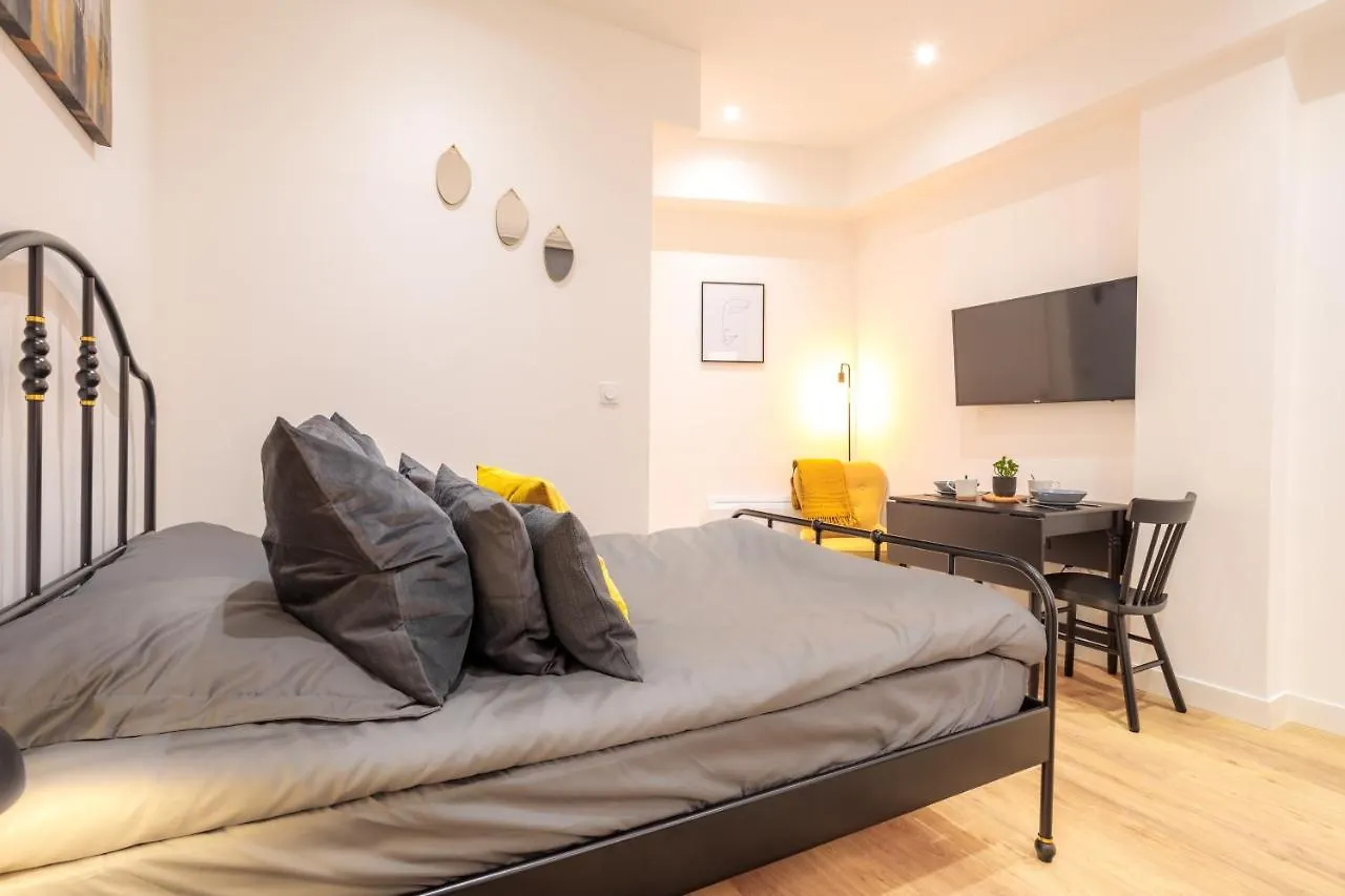 Appartement Lumignons Lyonnais - Vaise France
